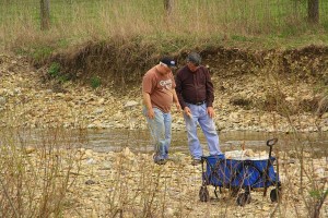 Phils Location Jim & Phil Look For Geodes - Chuck Pix